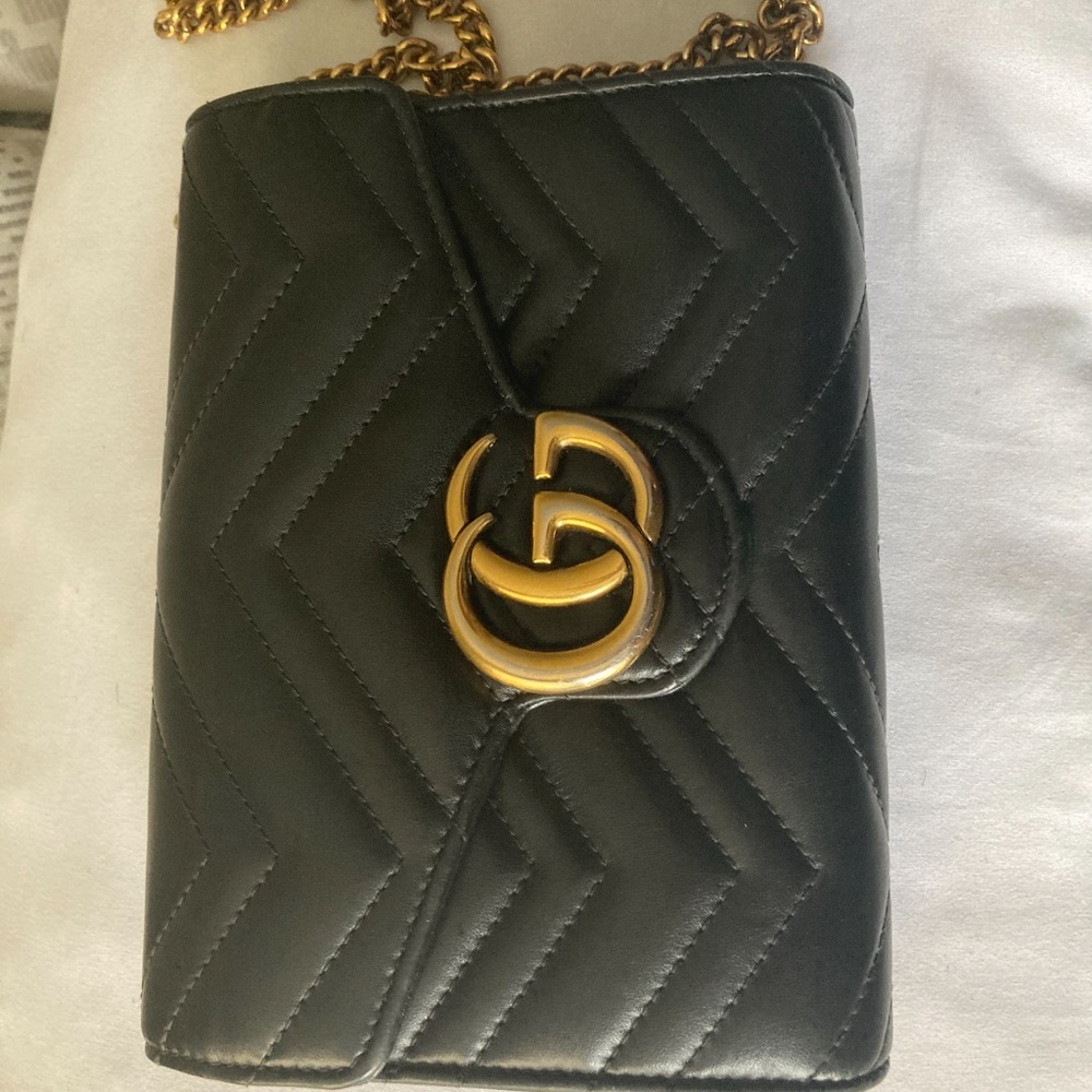 Moving sale! Gucci Purse
